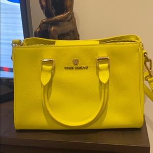 Vince camuto lime crossbody bag